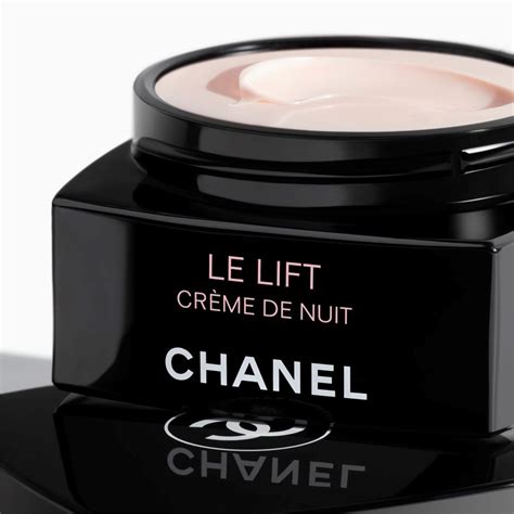 LE LIFT CRÈME DE NUIT Smoothing and Firming .